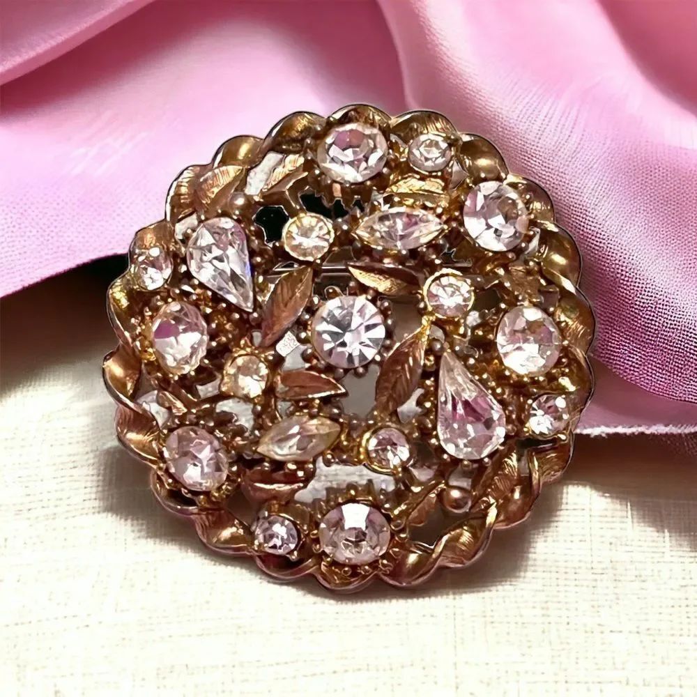 Vintage Rhinestone Leaf Design Round Gold Tone Brooch